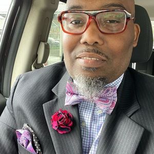 Meet your Posher, Charles